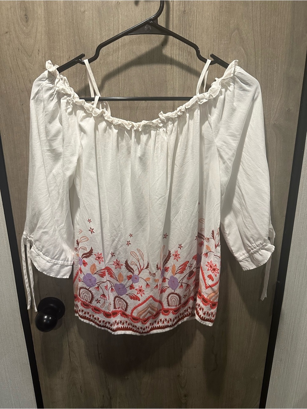 a.n.a White Floral Off Shoulder Peasant Blouse Boho Size Medium